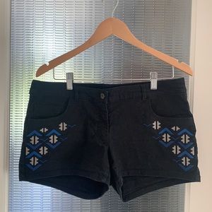 Cute Detail Shorts!